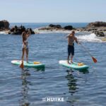 HUIIKE Stand Up Paddling Board mit Zubehör, Paddel, Finnen, Leash, Pumpe, Rucksack. SUP-Board Aufblasbar Hoher Stabilität und Widerstandsfähigkeit. Zum Kajak Umbaubar 305-365 cm, trägt 130-170 kg